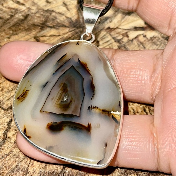 Montana Fire Agate Pendant 2 1/2” - Picture 3 of 7